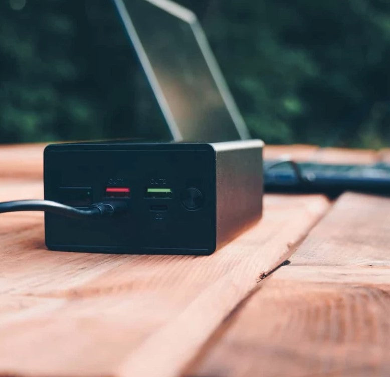 Sunslice ---- Gravity 40 --- 100W --- 40000 mAh Power Bank