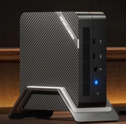 Minisforum UM773 Lite (AMD Ryzen 7 - 7735HS processor)