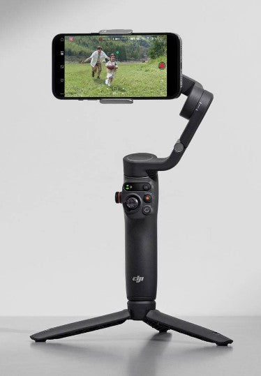 DJI -- OSMO Mobile 6  Stabilizer