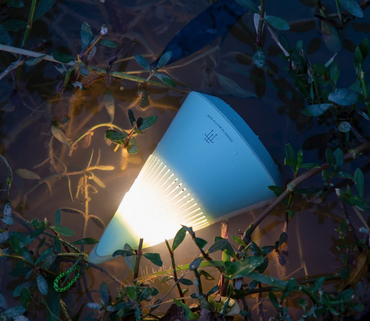 Trettitre ---- Tresound Q - Bluetooth speaker with Camping Lamp
