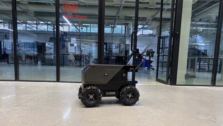 X100 UGV - Mobil Robot for Research and Rapid Prototyping Purpose