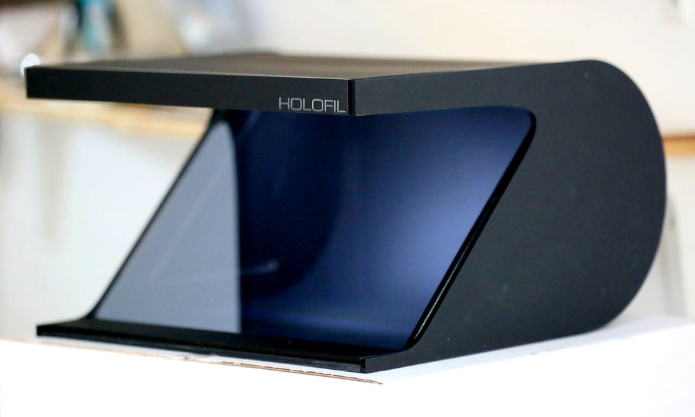 Holographic LCD Display with Bluetooth interactive App.